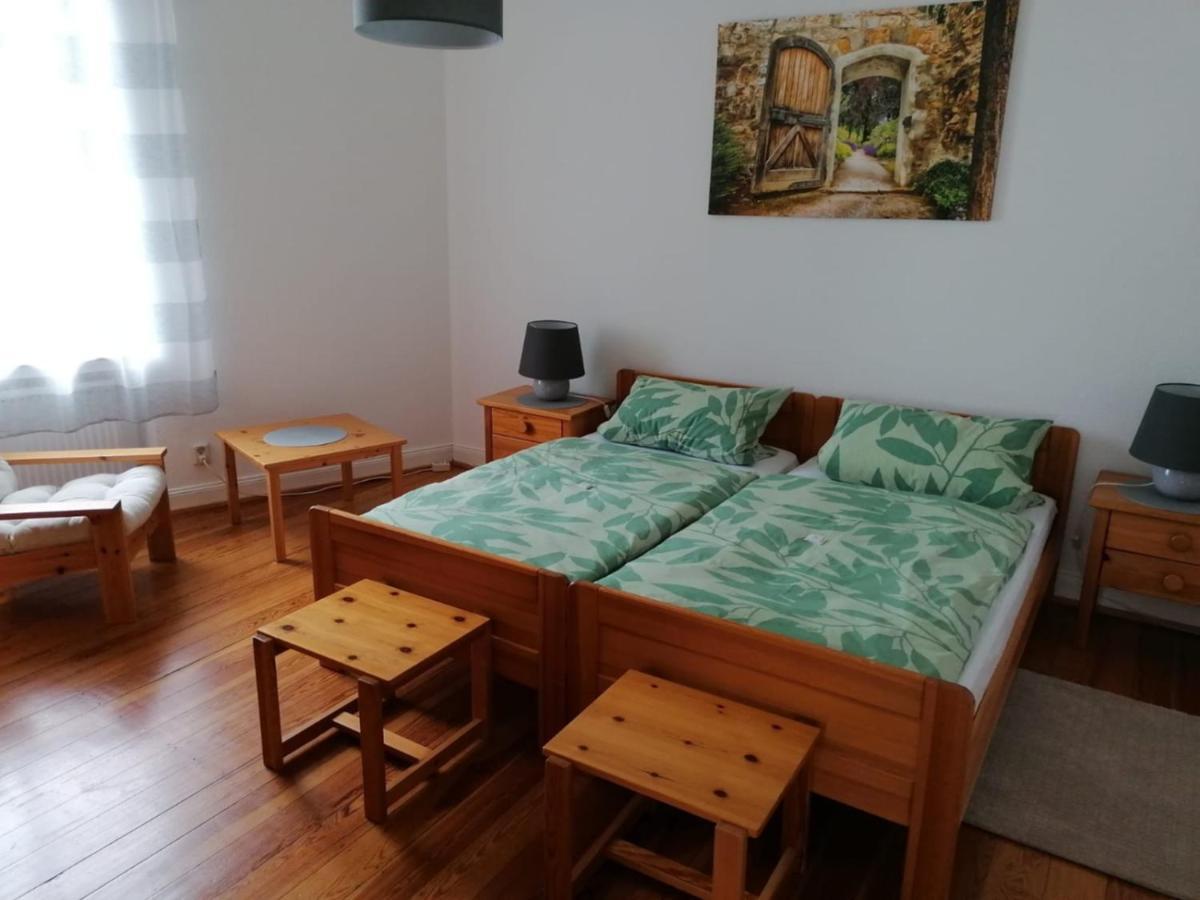 Mosel-Ferienwohnung Bewo ベルンカステル・クース エクステリア 写真